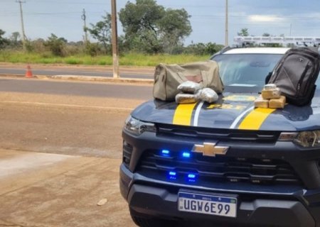 Duas mulheres são flagradas com 4 quilos de drogas em Água Clara
