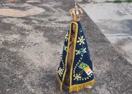Homem confessa furto em igreja e leva polícia até imagem religiosa escondida em cemitério