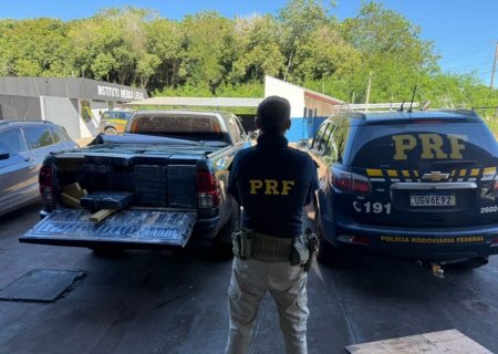 Após fuga caminhoenete é apreendida com 1,5 tonelada de maconha