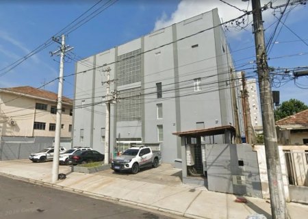 Funcionário do IML é preso por suspeita de fazer Pix de R$ 7 mil com celular de morto