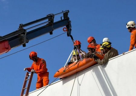 AGORA: Trabalhador sofre descarga elétrica durante pintura em MS