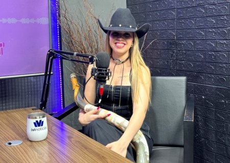 Jeniffer Gimenez revela desafios, superação e sucesso como berranteira no podcast Além do Feed