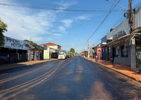 ANGÉLICA: Prefeitura amplia recapeamento da Rua Stefan Dudas até a avenida Antônio Basílio de Lima