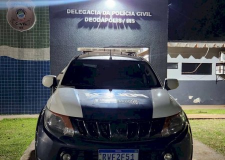 DEODÁPOLIS: Jovem é preso por ameaçar, agredir comerciante e quebrar carro