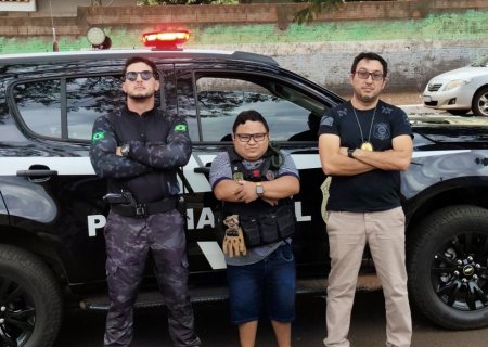 DEODÁPOLIS: João realiza sonho de conhecer viatura da Polícia Civil