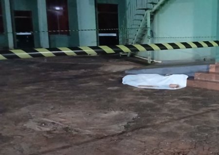 ANGÉLICA: Homem é encontrado morto em frente à igreja