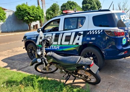Mulher é presa após furtar motocicleta em Glória de Dourados e ser localizada em Deodápolis