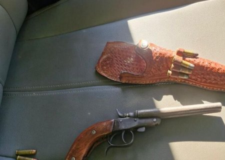 Idoso é preso com garrucha durante cumprimento de mandado em MS