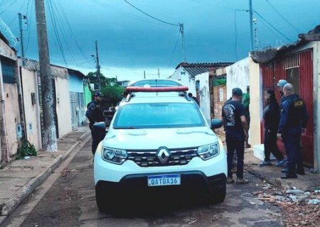 Guarda fecha ferro-velho com peças furtadas de semáforos em MS