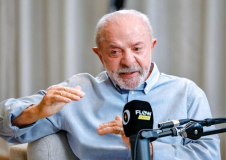 Lula diz que vai proibir bancos de concederem mais de um cartão